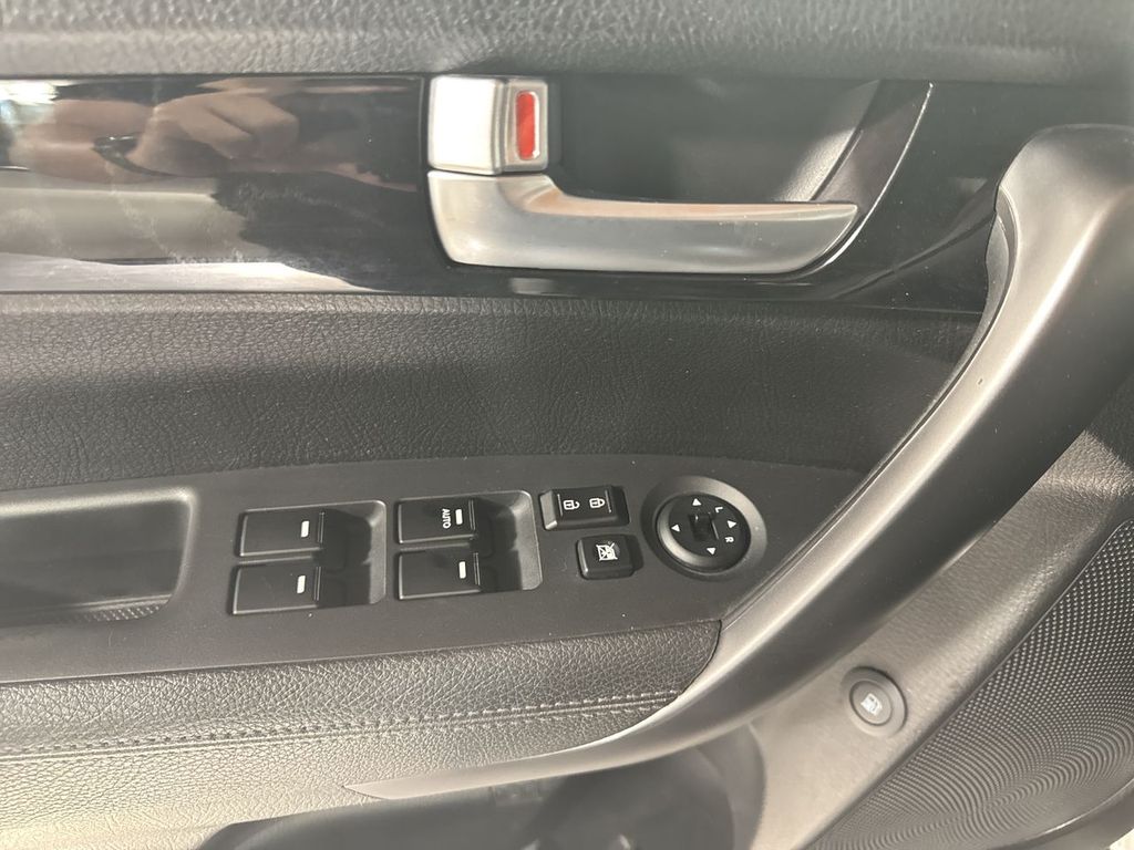 used 2015 Kia Sorento car, priced at $12,185