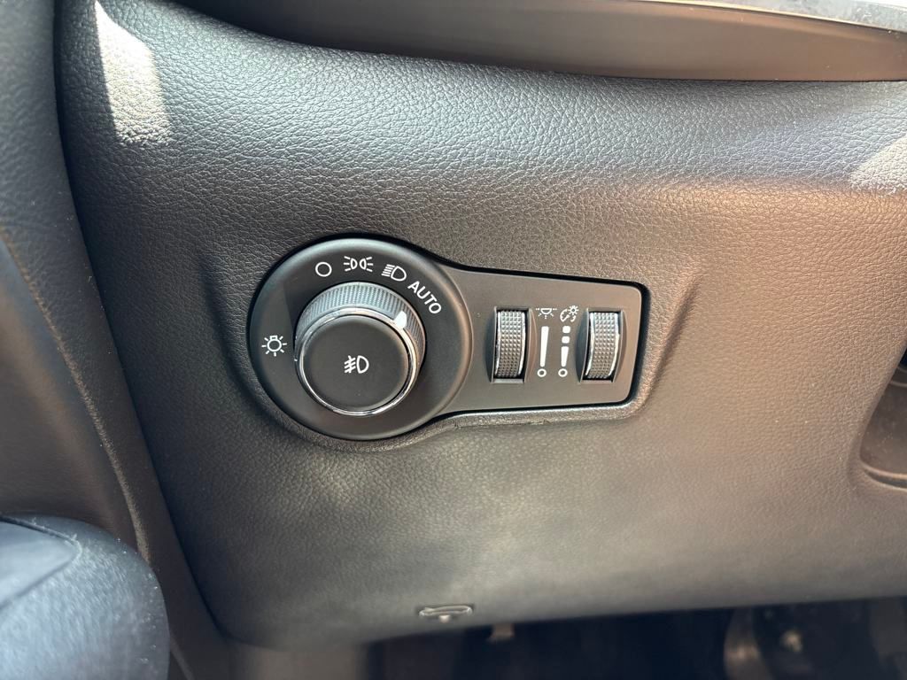 used 2023 Jeep Compass car, priced at $23,994
