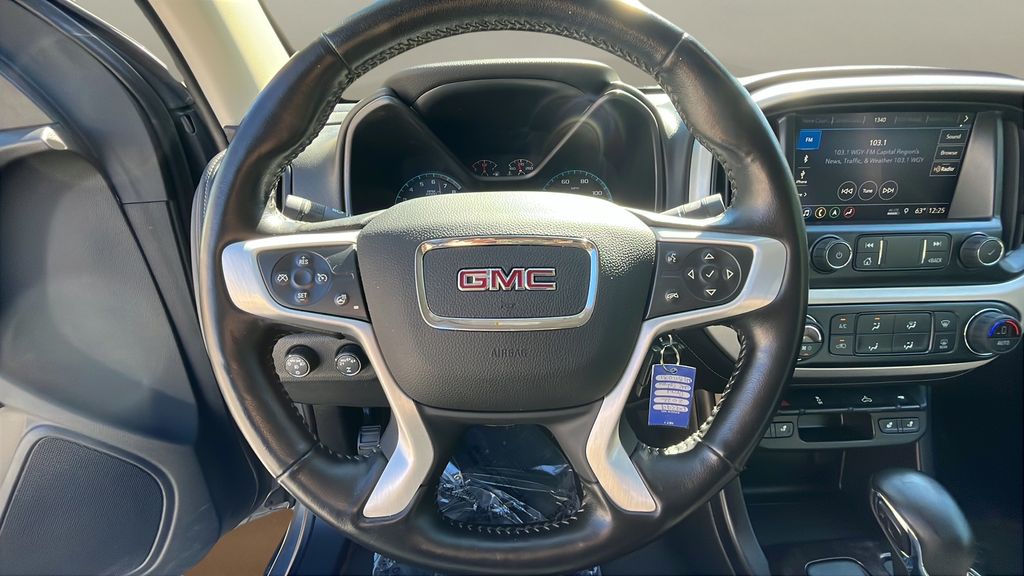 used 2022 GMC Canyon car, priced at $31,400