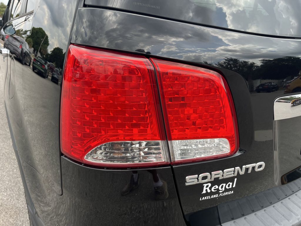 used 2013 Kia Sorento car, priced at $7,993