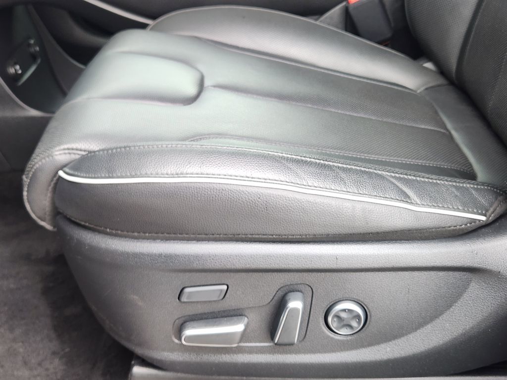 used 2024 Hyundai Palisade car, priced at $41,104
