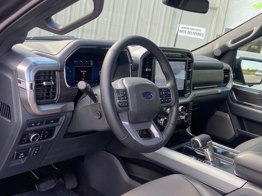 new 2024 Ford F-150 car, priced at $59,731