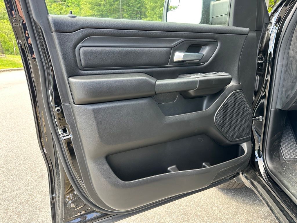 new 2025 Ram 1500 car, priced at $40,990