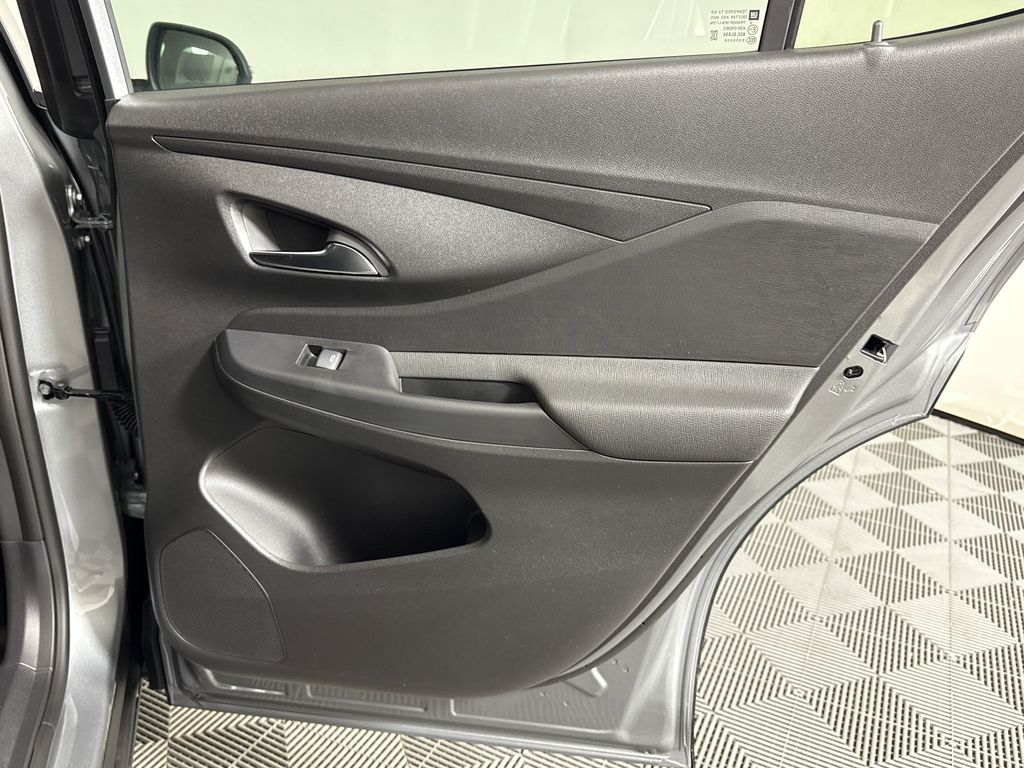 new 2025 Buick Envista car, priced at $27,375
