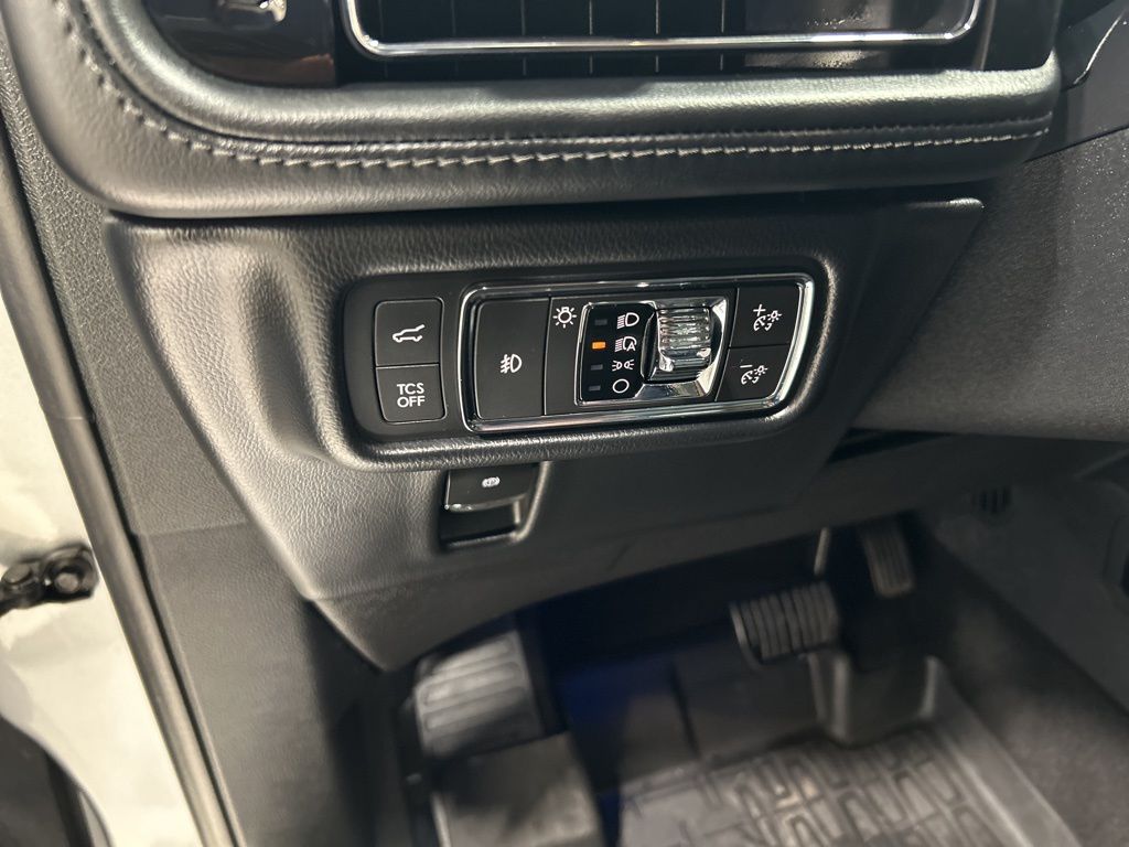 used 2022 Lincoln Nautilus car, priced at $38,333