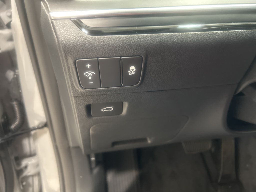 new 2026 Kia K5 car, priced at $31,287