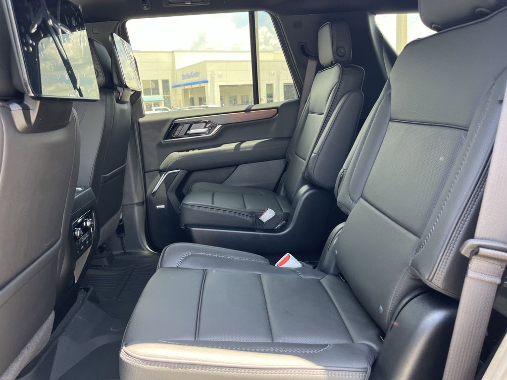 new 2025 GMC Yukon car, priced at $95,065