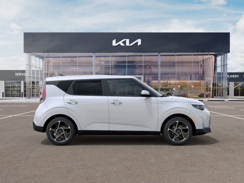 new 2025 Kia Soul car, priced at $24,570