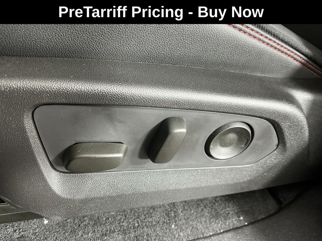 new 2025 GMC Canyon car, priced at $54,615