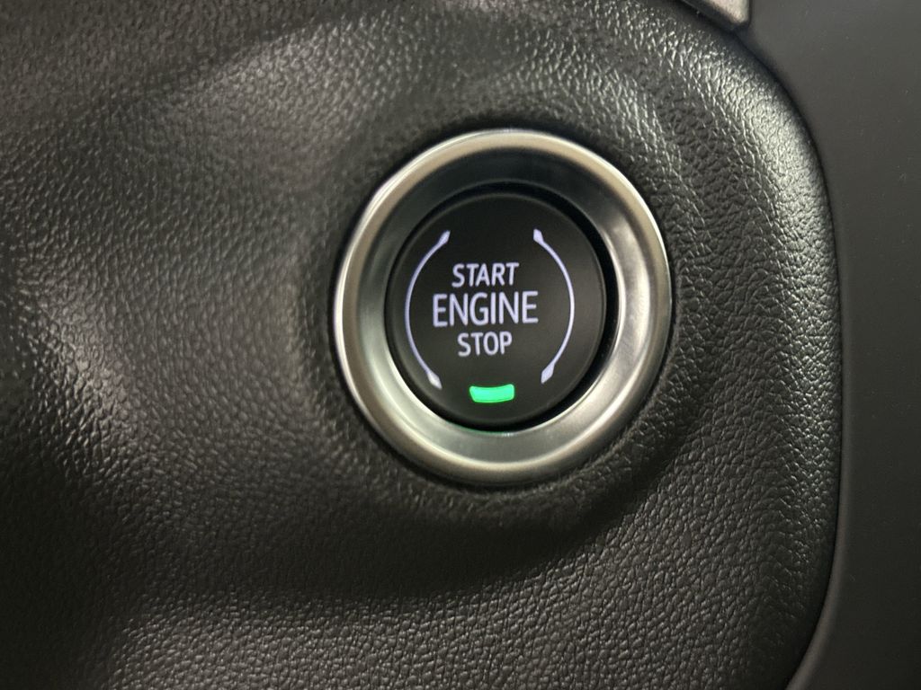new 2025 GMC Sierra 1500 car, priced at $33,145