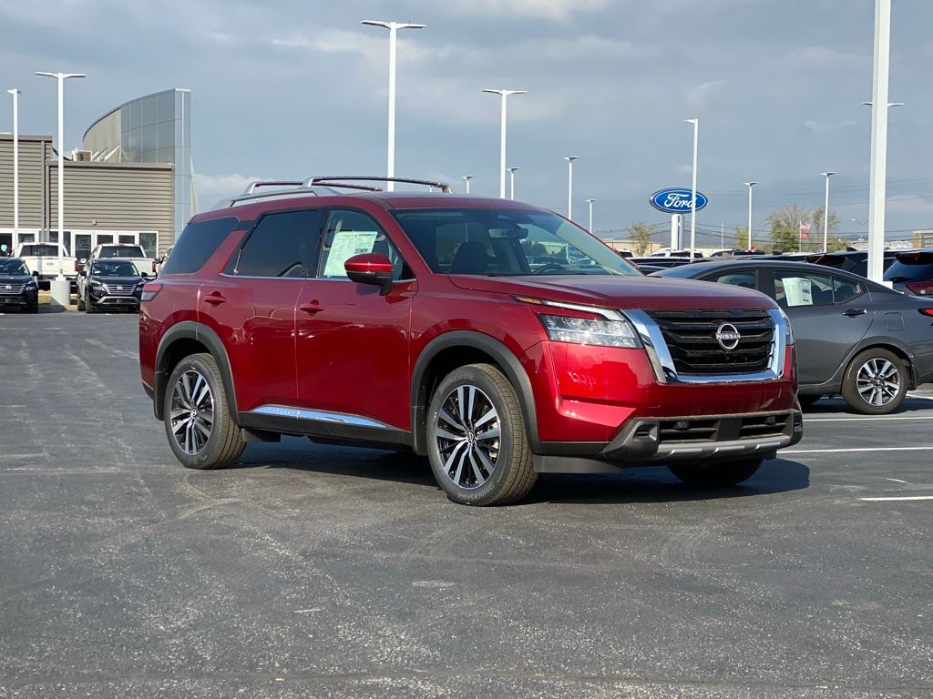 new 2024 Nissan Pathfinder car, priced at $44,325