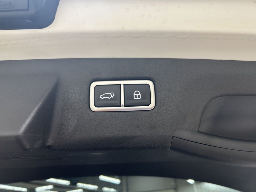 used 2022 Kia Sorento car, priced at $29,872