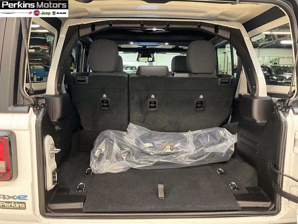 new 2025 Jeep Wrangler car, priced at $55,247