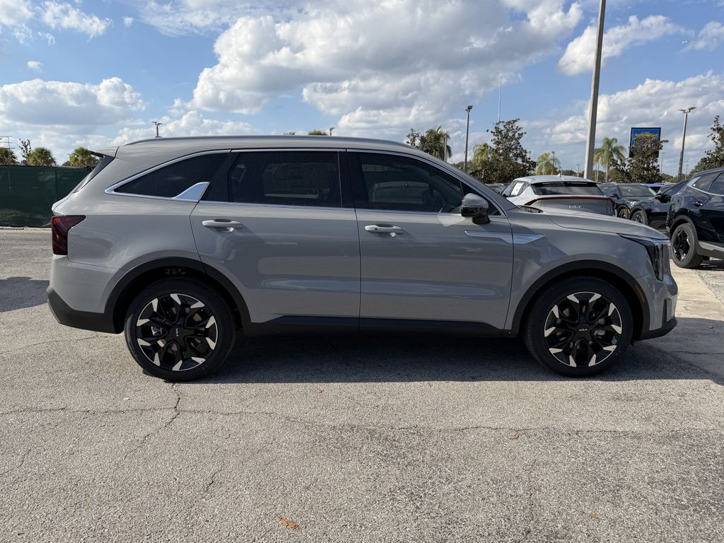 new 2026 Kia Sorento car, priced at $38,470