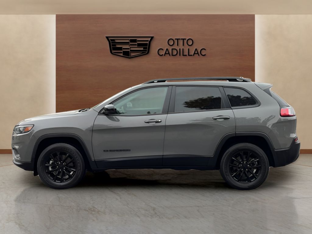 used 2023 Jeep Cherokee car, priced at $26,200