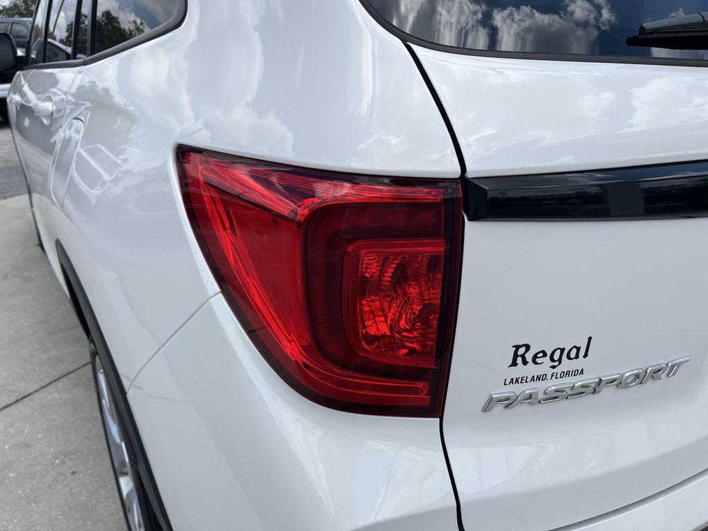 used 2024 Honda Passport car, priced at $33,417