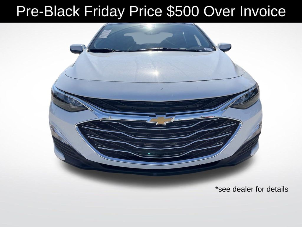 new 2025 Chevrolet Malibu car, priced at $27,245