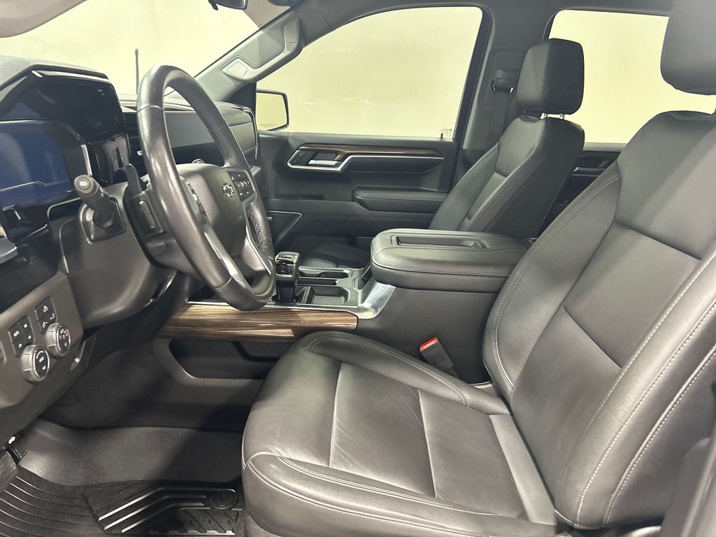 used 2022 Chevrolet Silverado 1500 car, priced at $47,934