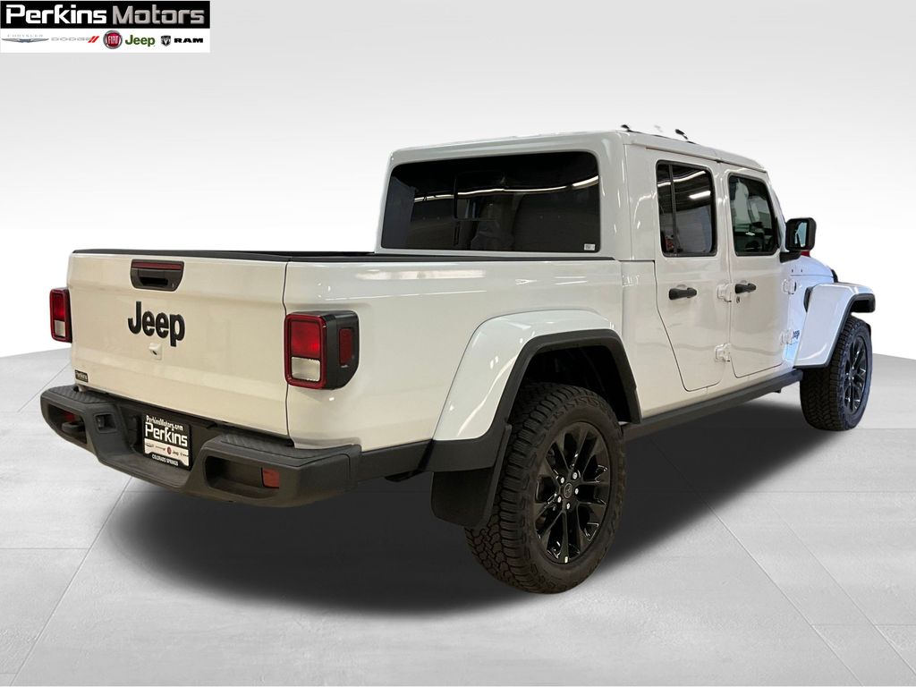 new 2025 Jeep Gladiator car, priced at $39,264