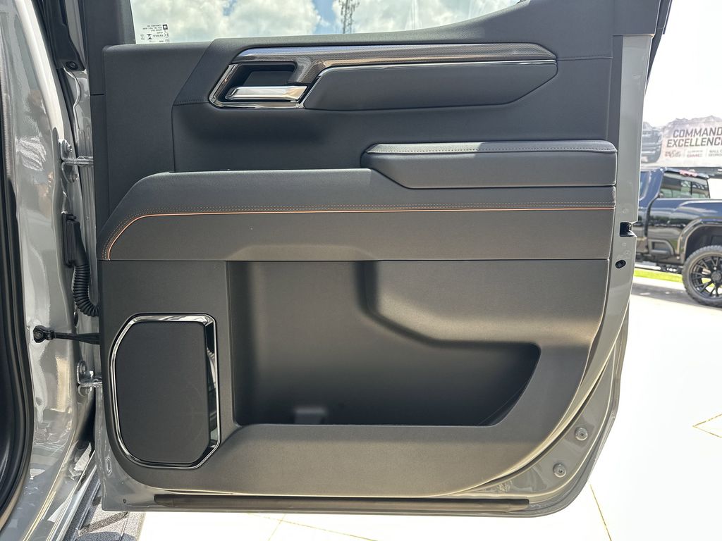 new 2025 GMC Sierra 1500 car, priced at $69,349