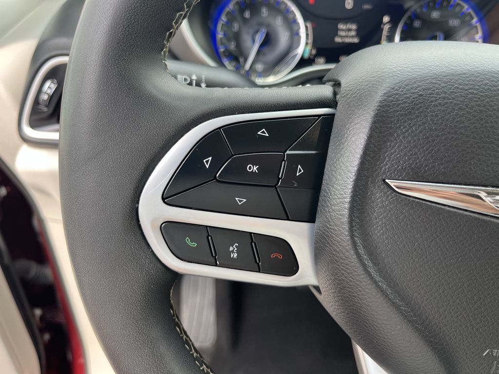 used 2023 Chrysler Pacifica car, priced at $22,492