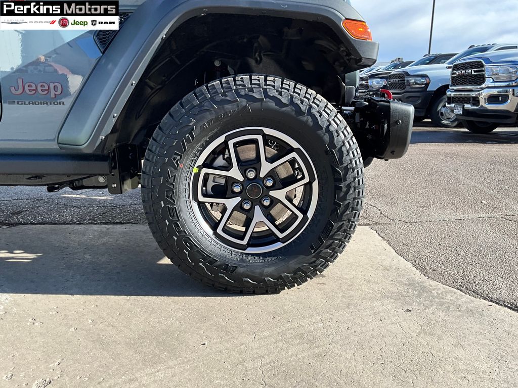 new 2025 Jeep Gladiator car, priced at $57,599