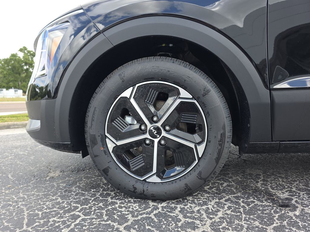 new 2025 Kia Niro car, priced at $30,239