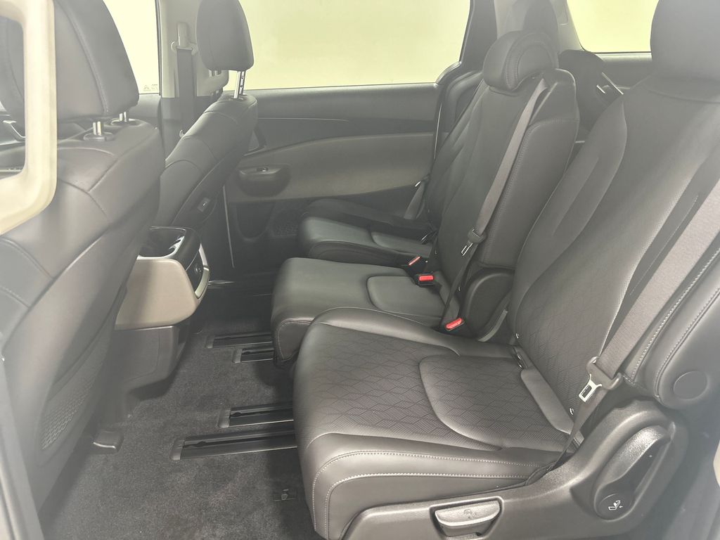 new 2025 Kia Carnival car, priced at $40,495