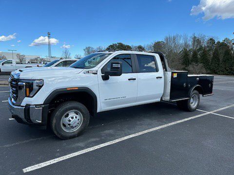 new 2024 GMC Sierra 3500HD car, priced at $52,493