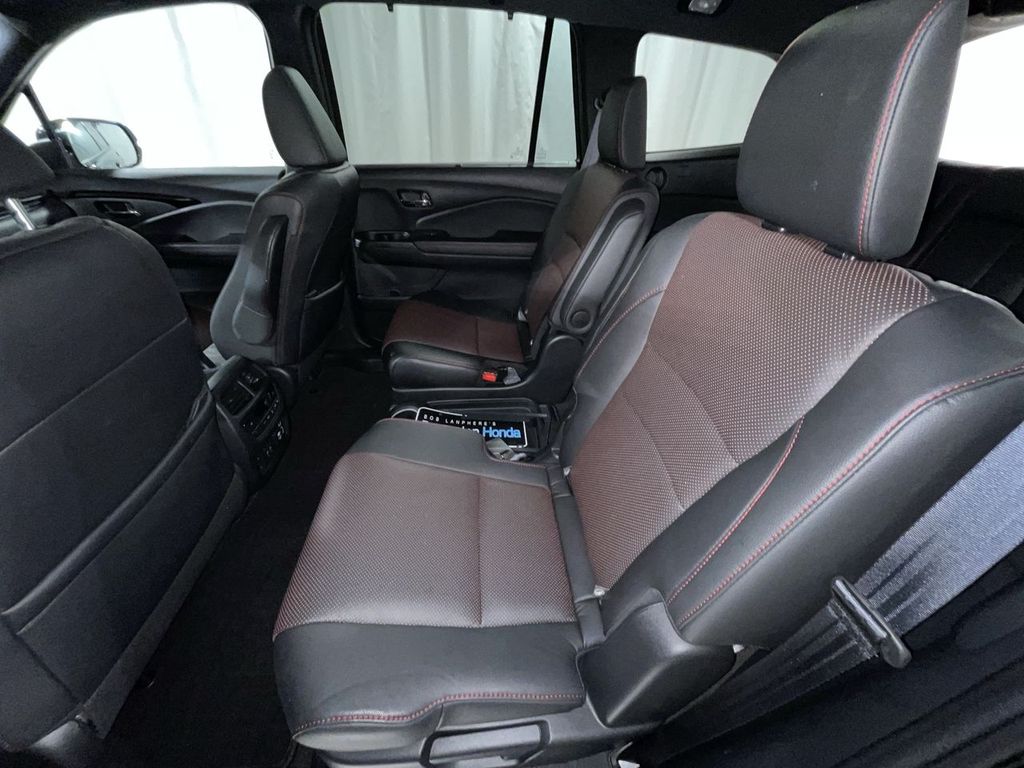 used 2022 Honda Pilot car, priced at $37,983