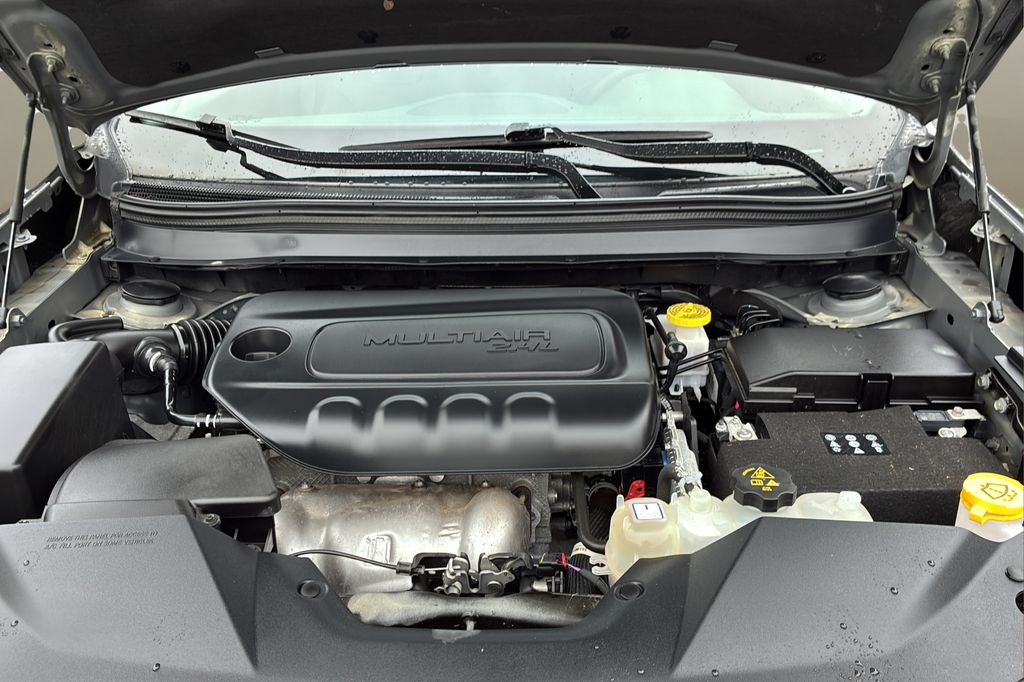 used 2023 Jeep Cherokee car, priced at $26,200