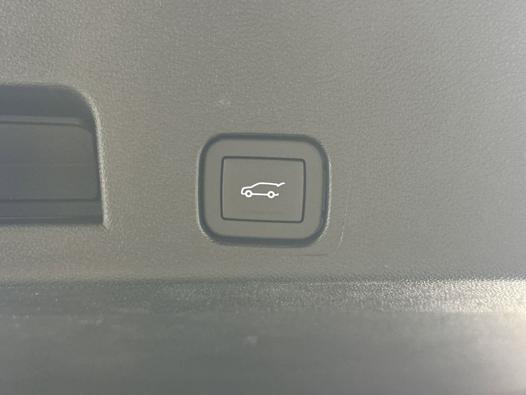 new 2025 GMC Acadia car, priced at $45,675