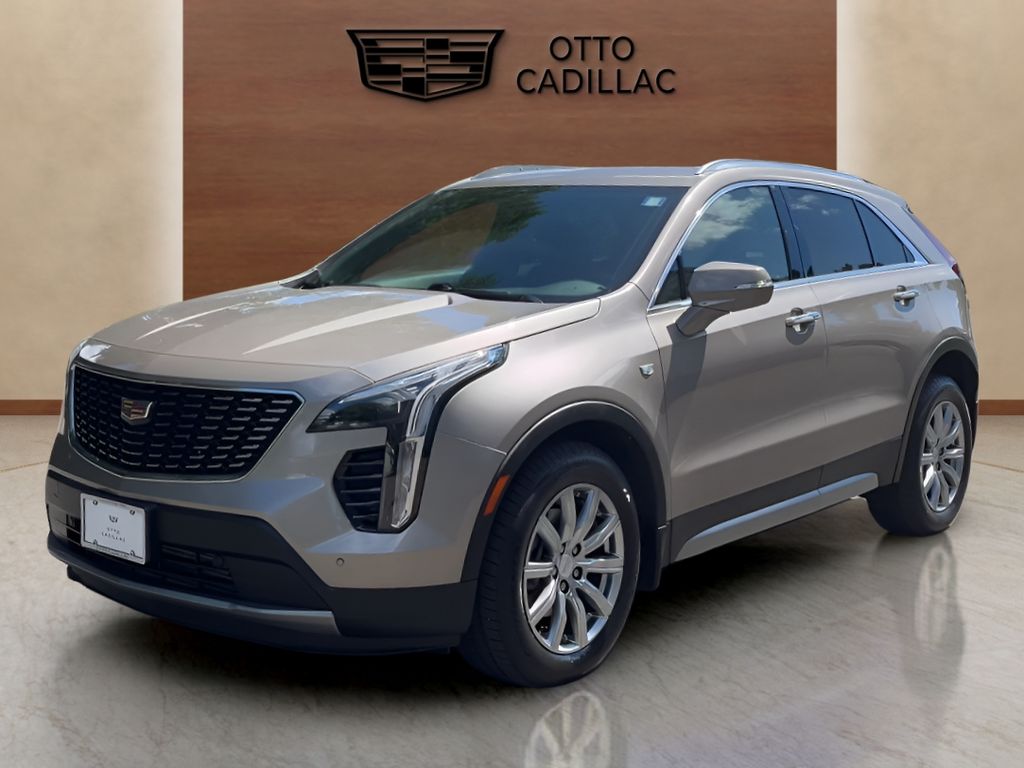 used 2023 Cadillac XT4 car, priced at $27,000