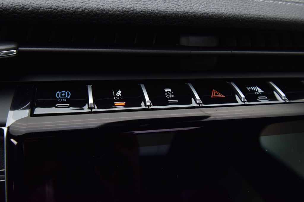 new 2025 Jeep Grand Cherokee car, priced at $55,829
