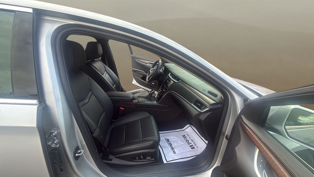 used 2018 Cadillac XTS car, priced at $16,900