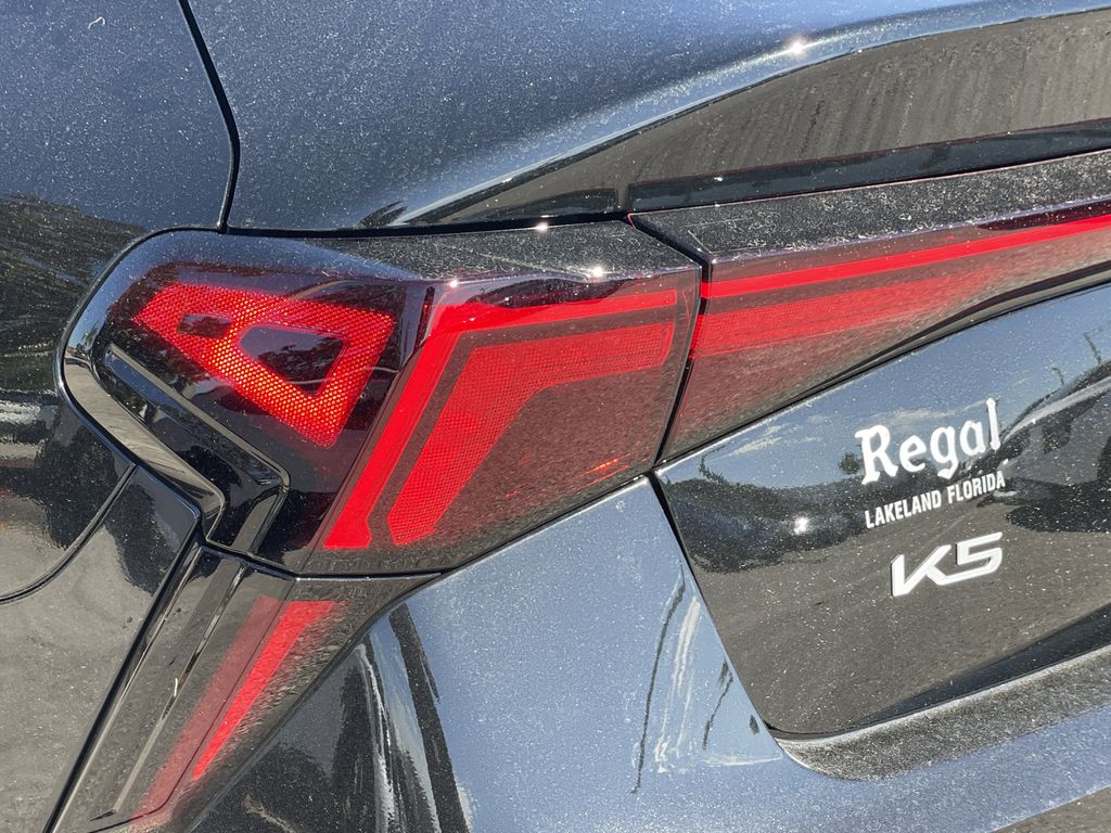 new 2026 Kia K5 car, priced at $25,738