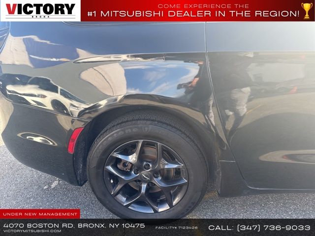 used 2020 Chrysler Pacifica car, priced at $15,691