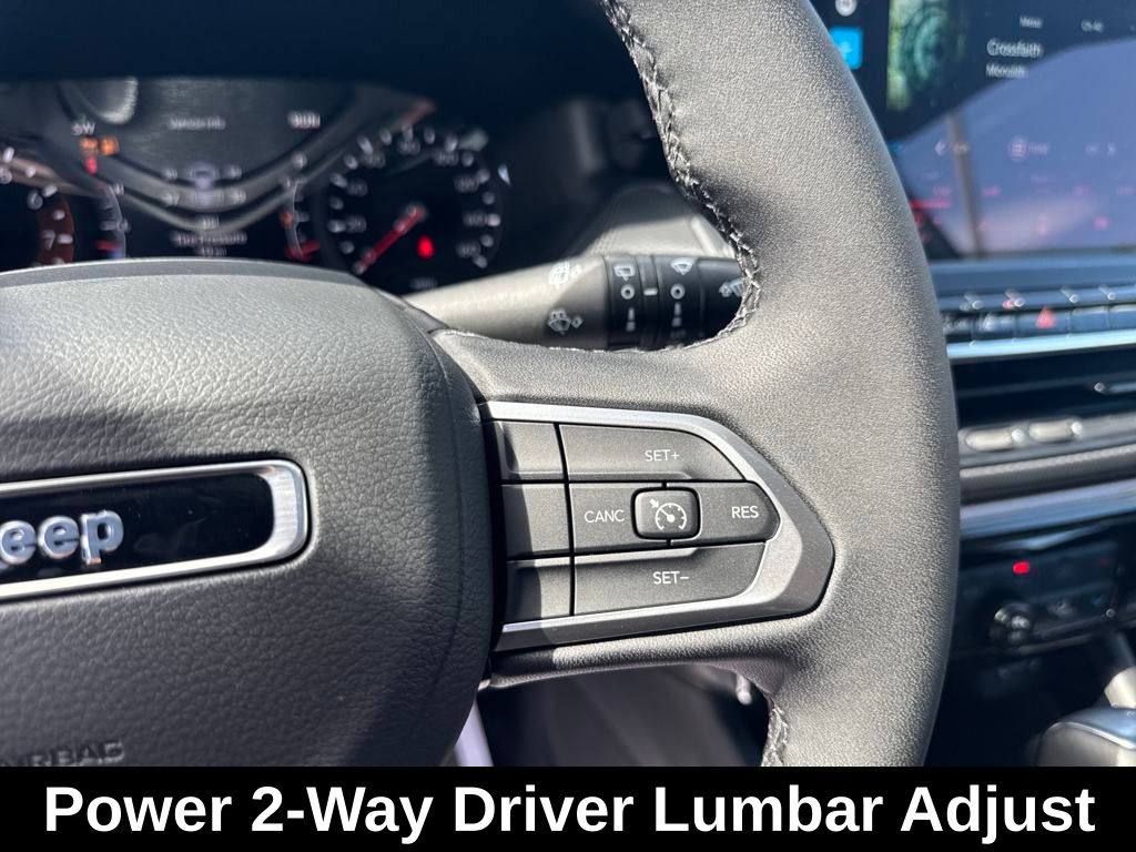 new 2025 Jeep Compass car, priced at $28,990