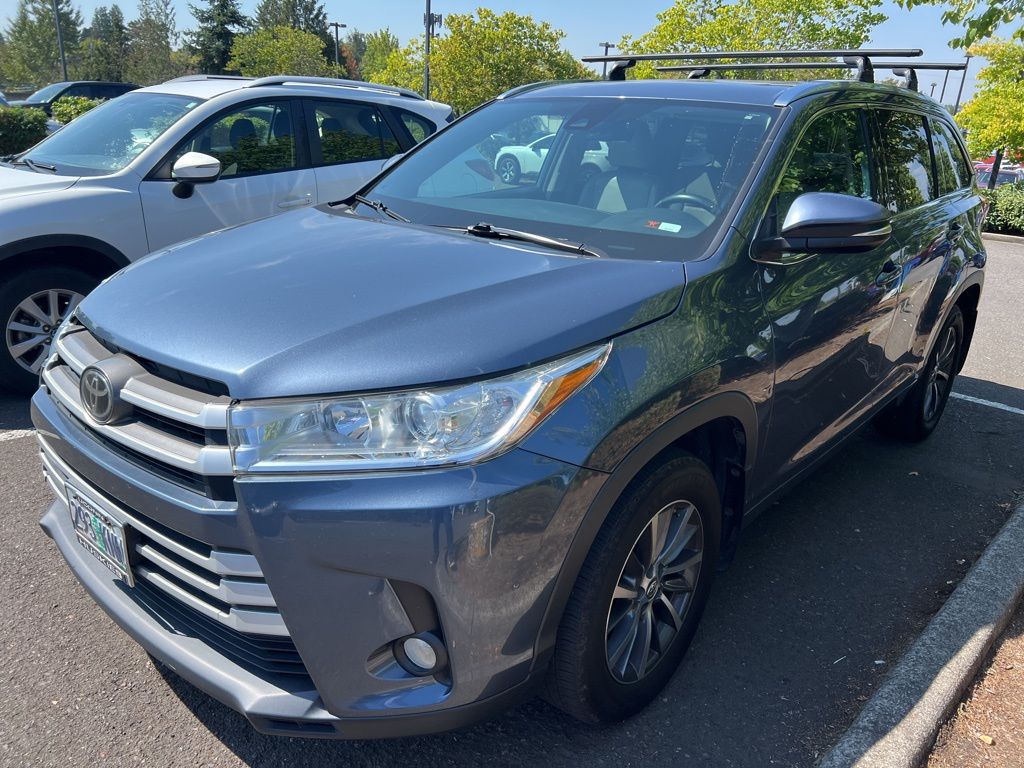 used 2018 Toyota Highlander car, priced at $24,655