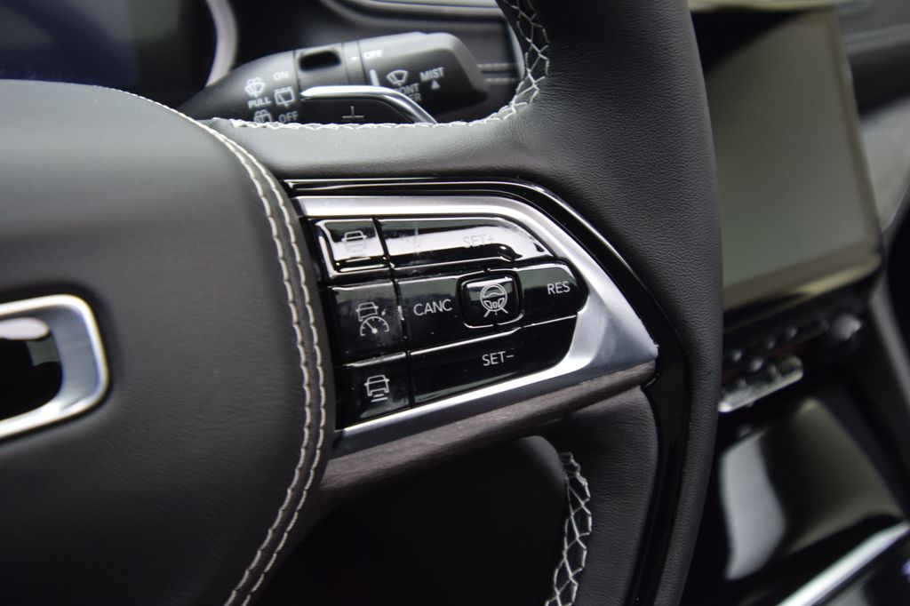 new 2025 Jeep Grand Cherokee L car, priced at $57,219