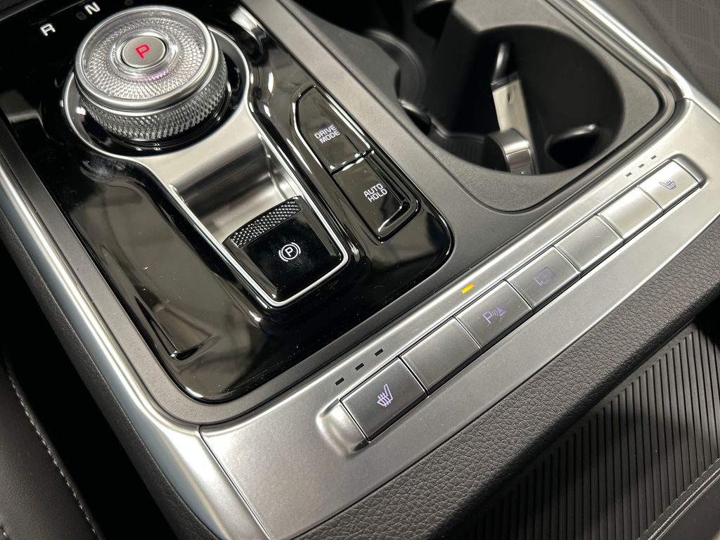 new 2026 Kia Carnival Hybrid car, priced at $43,570