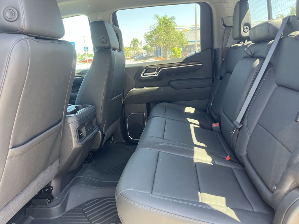 new 2025 Chevrolet Silverado 1500 car, priced at $57,407