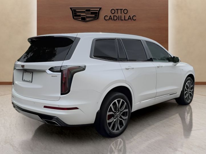 used 2023 Cadillac XT6 car, priced at $39,300