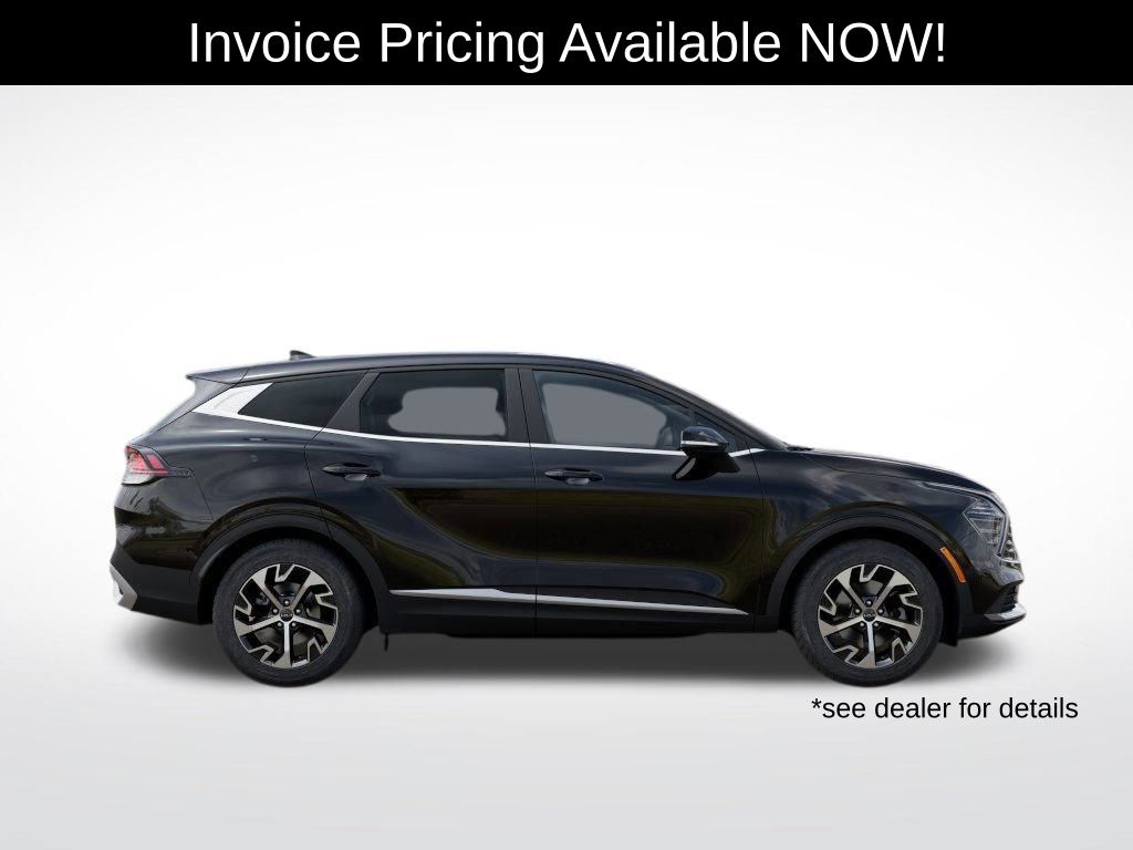 new 2025 Kia Sportage car, priced at $31,050