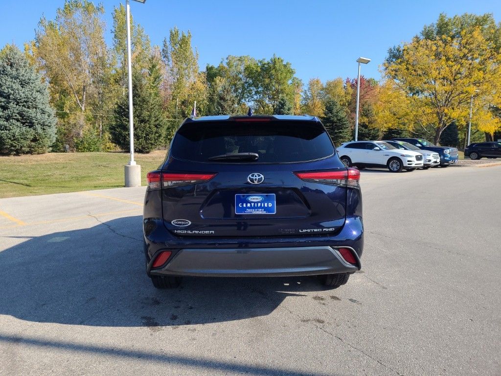 used 2020 Toyota Highlander car, priced at $30,749