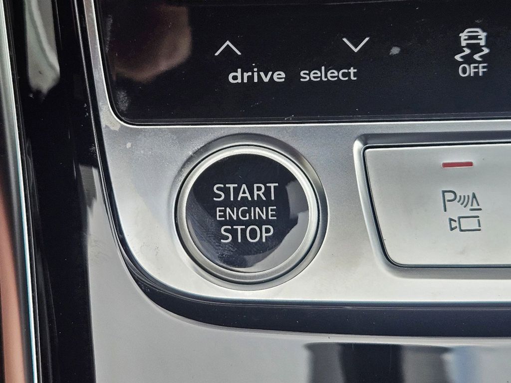 new 2025 Audi A8 car, priced at $101,075