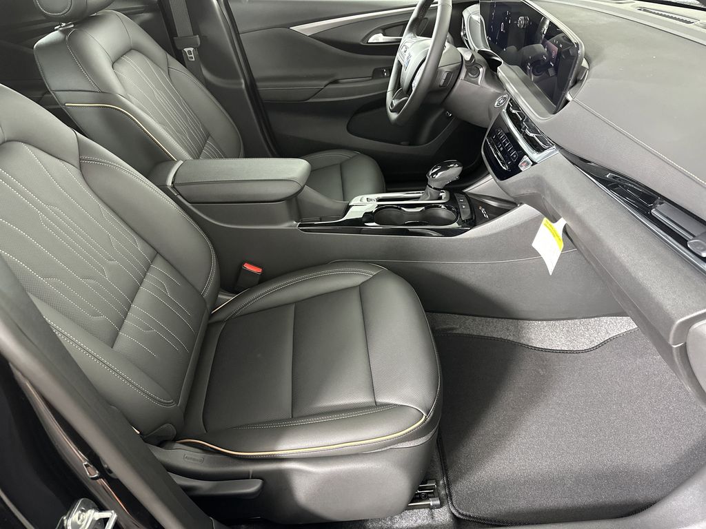 new 2025 Buick Envista car, priced at $31,085