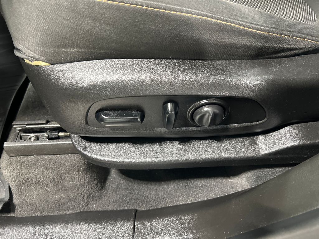 used 2019 Chevrolet Traverse car, priced at $19,998