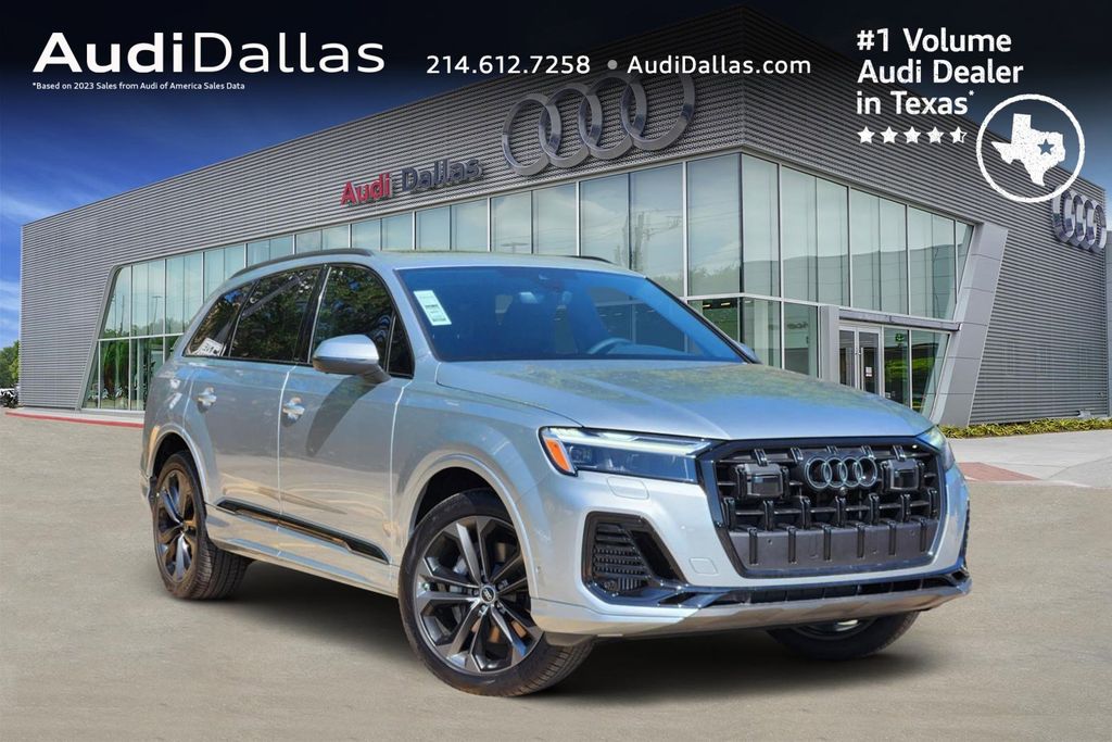 new 2025 Audi Q7 car, priced at $77,840