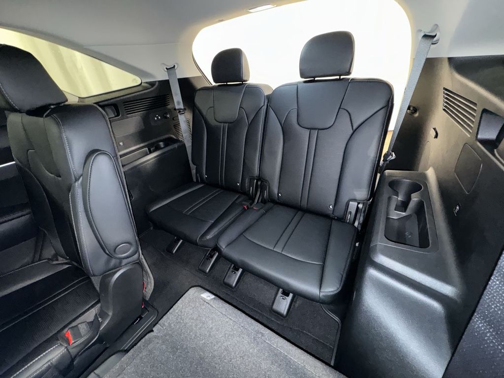 new 2025 Kia Sorento Hybrid car, priced at $42,088